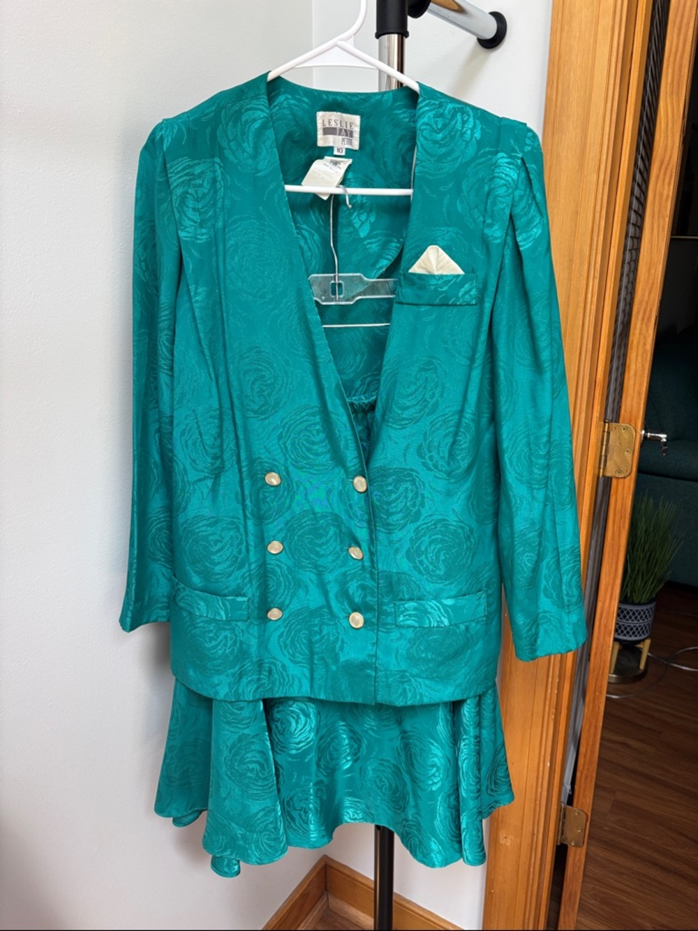 Vintage Leslie Fay Teal Jacquard Double-Breasted Blazer and Skirt Set